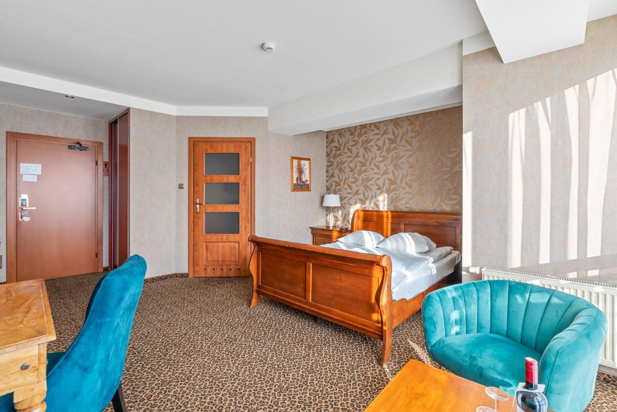 Hotel Diament Vacanza Katowice - Siemianowice Siemianowice Śląskie 외부 사진