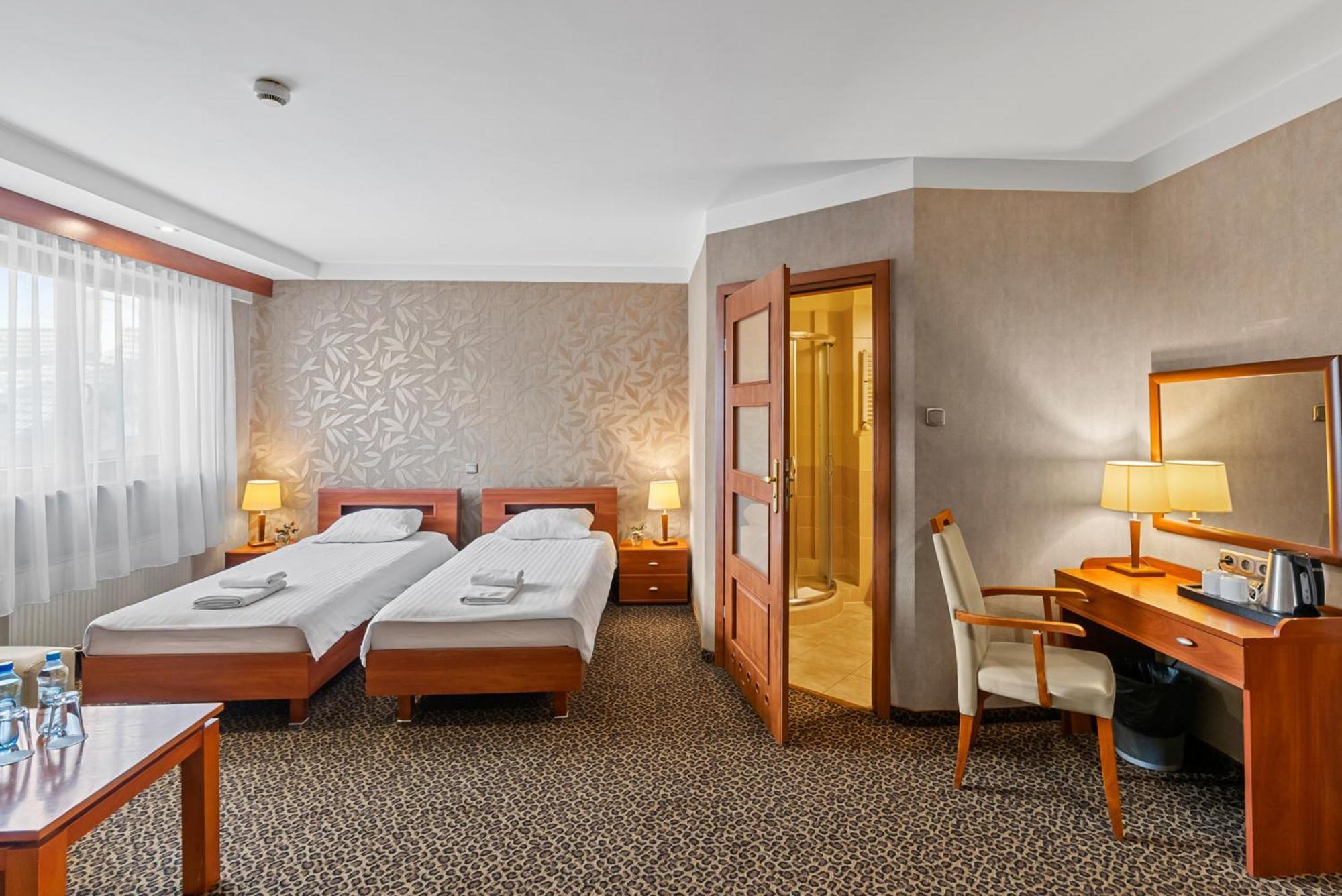 Hotel Diament Vacanza Katowice - Siemianowice Siemianowice Śląskie 외부 사진